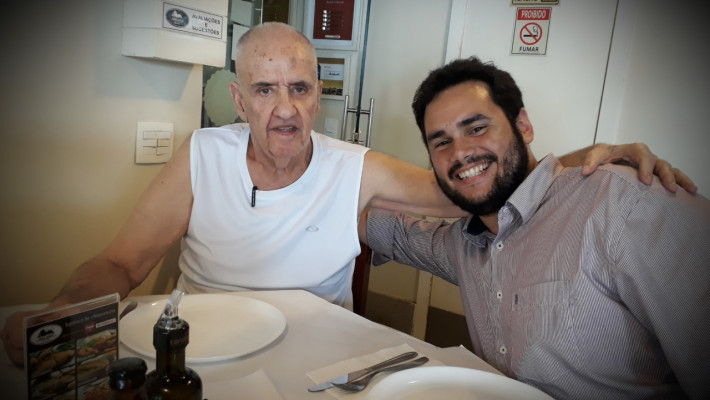 Literato e crítico literário Carlos Nejar, da Academia Brasileira de Letras, e o poeta Diego Mendes Sousa
