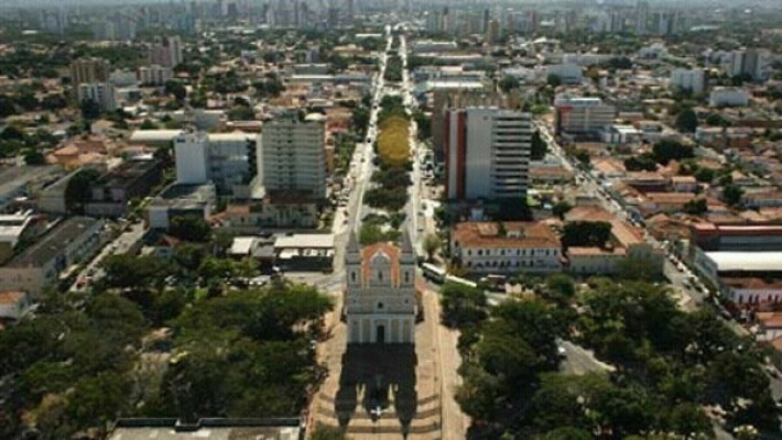 Avenida Frei Serafim, uma das principais de Teresina