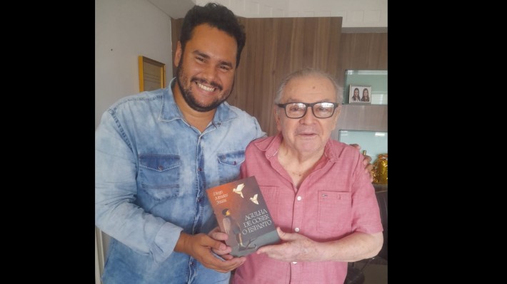 Diego Mendes Sousa e o poeta Soares Feitora
