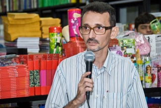 José Castello: O rato da roupa de ouro