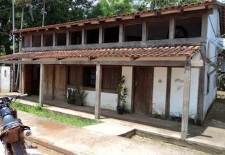 Prefeito quer demolir casa Thiago de Mello