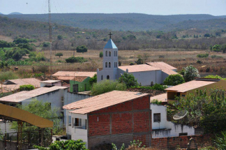 Entre os fundadores de fazendas e militares com serviços prestados no assentamento da base colonial portuguesa, figura o coronel Antônio Borges Marim.