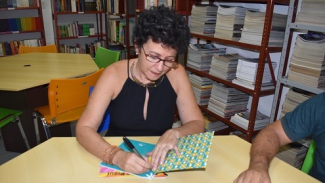 Márcia Evelin lança