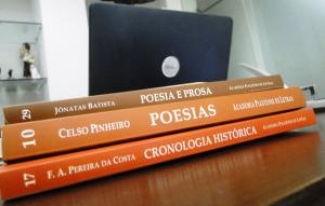 APL: Coleção Centenário inicia assinaturas