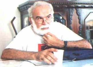 Morre Moacy Cirne, aos 70 anos