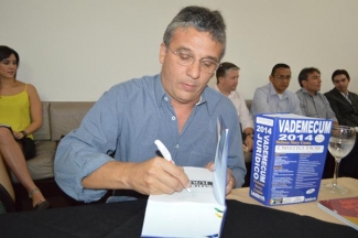 Nelson Nery Costa em entrevista