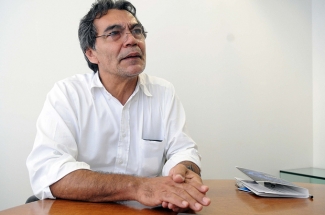 Meneses y Morais: "A iris do olho da noite"