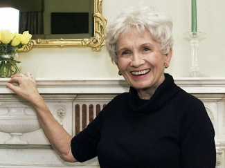 Escritora Alice Munro vence Nobel